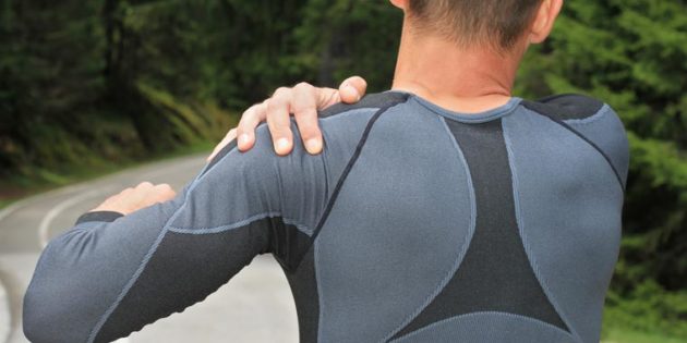 You Shouldn't Ignore Those Aches and Pains - shoulder pain